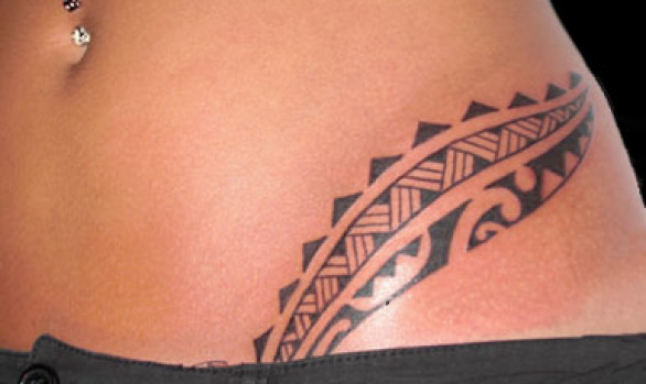 Lauhala, shark's tooth and a contemporary Tahitian-style design adorn the hip.