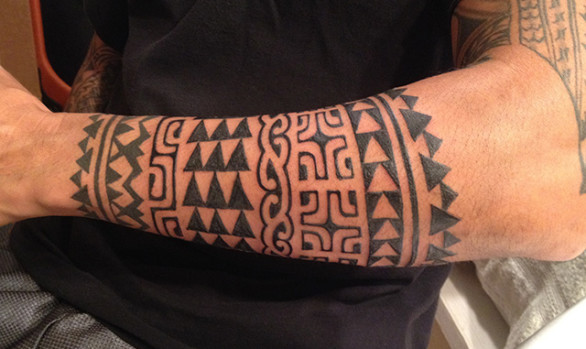 Kaleo's forearm is comprised of a myriad of Pacific patterns.